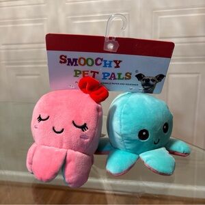 Smoochy Pet Pals ~SqueakyCrinkle Dog Toy.